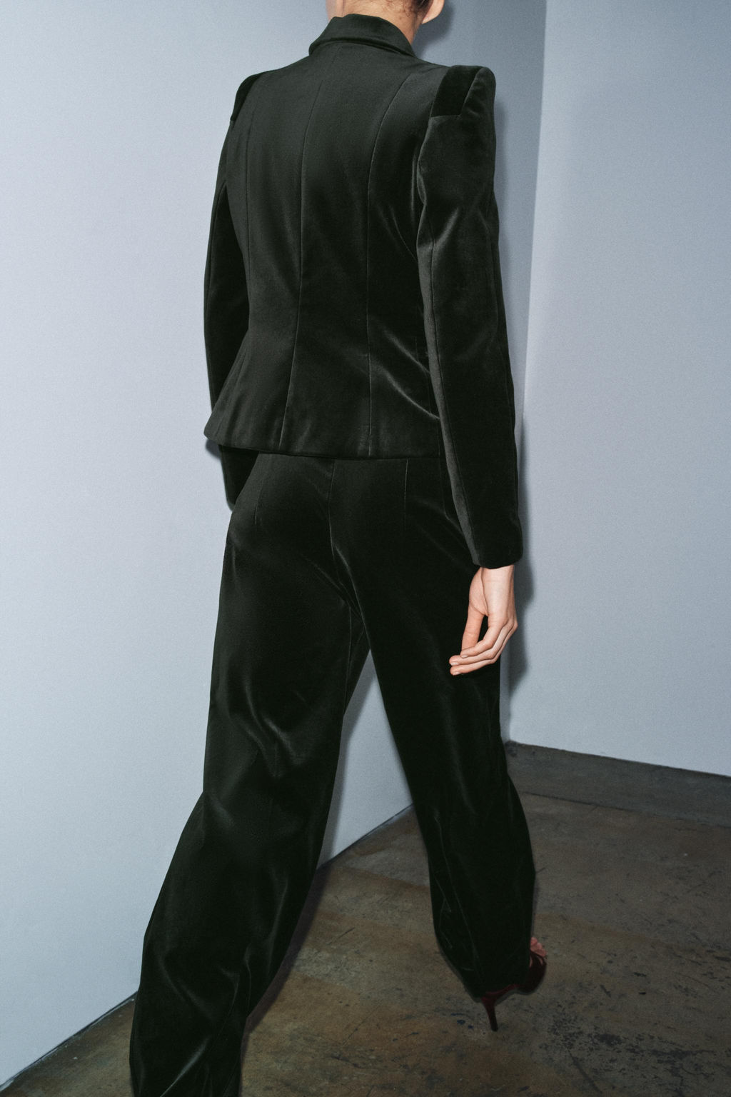 VELVET FLARE TROUSERS ZW COLLECTION - Zara фото 2