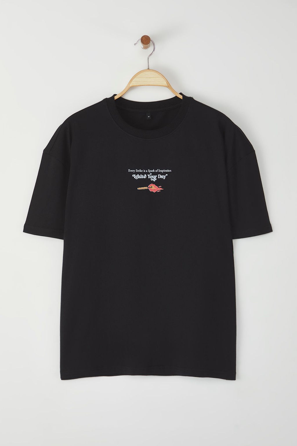 TRENDYOL MAN Siyah Oversize/Genis Kesim Bask?l? %100 Pamuk T-Shirt TMNSS25TS00108 - Trendyolmilla фото 4