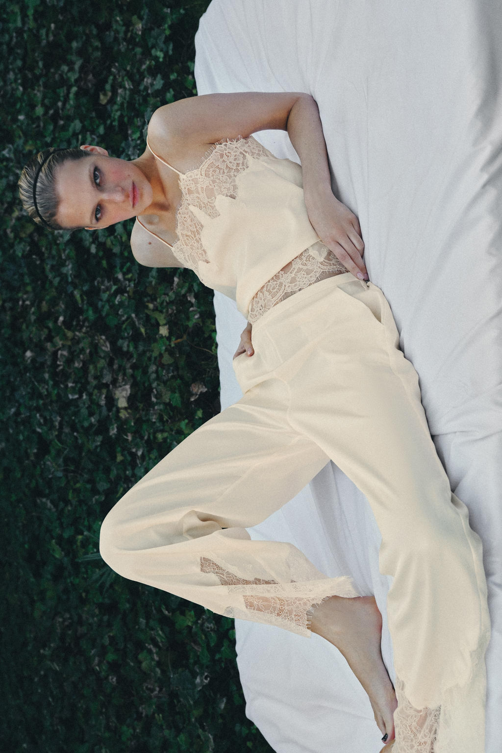 PANTAL?N SATINADO ENCAJE / Crudo - Zara фото 6