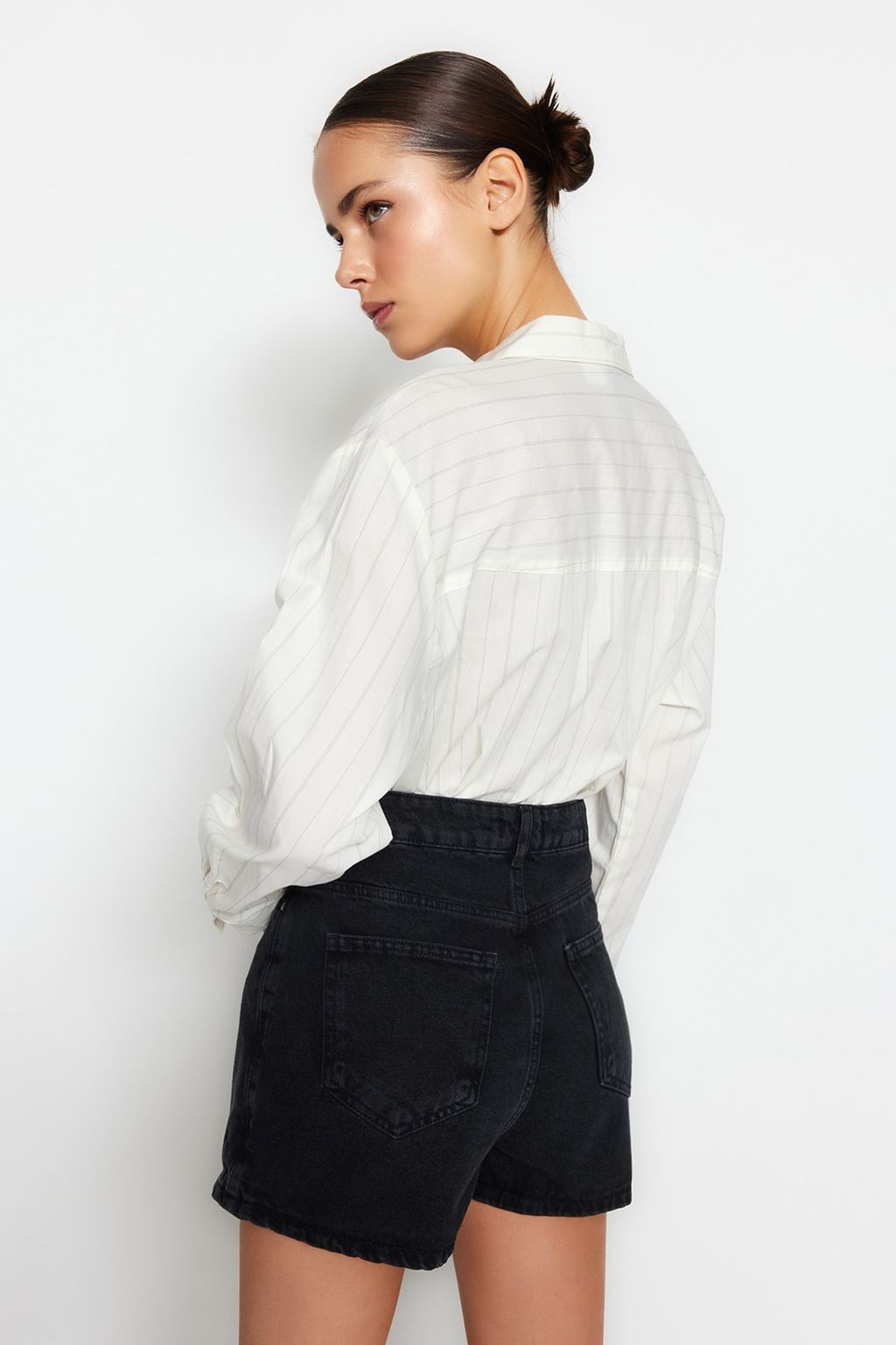 Siyah More Sustainable Mini Denim Sort Etek TWOSS23SR00190