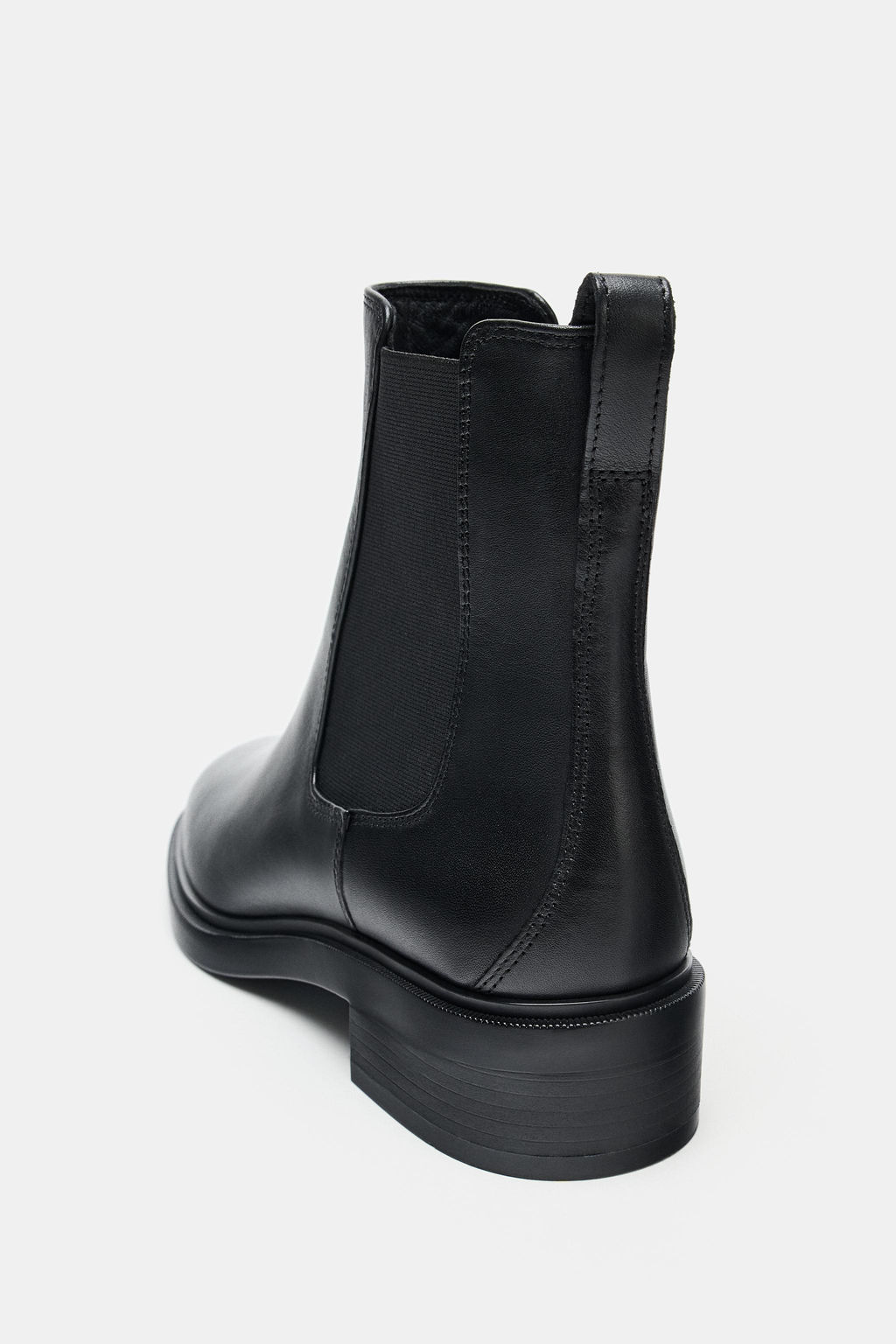 CHELSEA ANKLE BOOTS