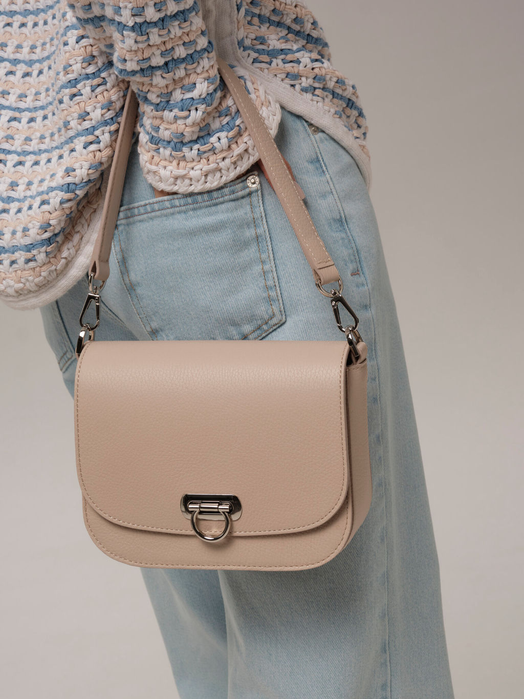 Сумка кожаная Azaro 30741 беж.жемчуг