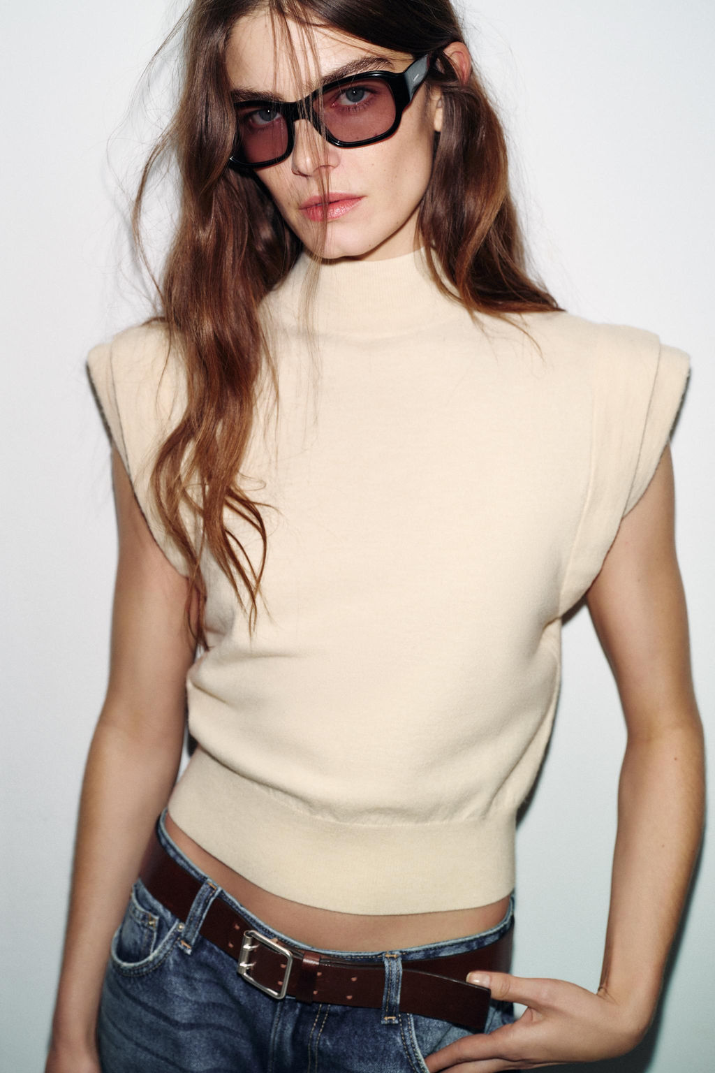 PLAIN KNIT TOP WITH PADDED SHOULDERS - Zara фото 2