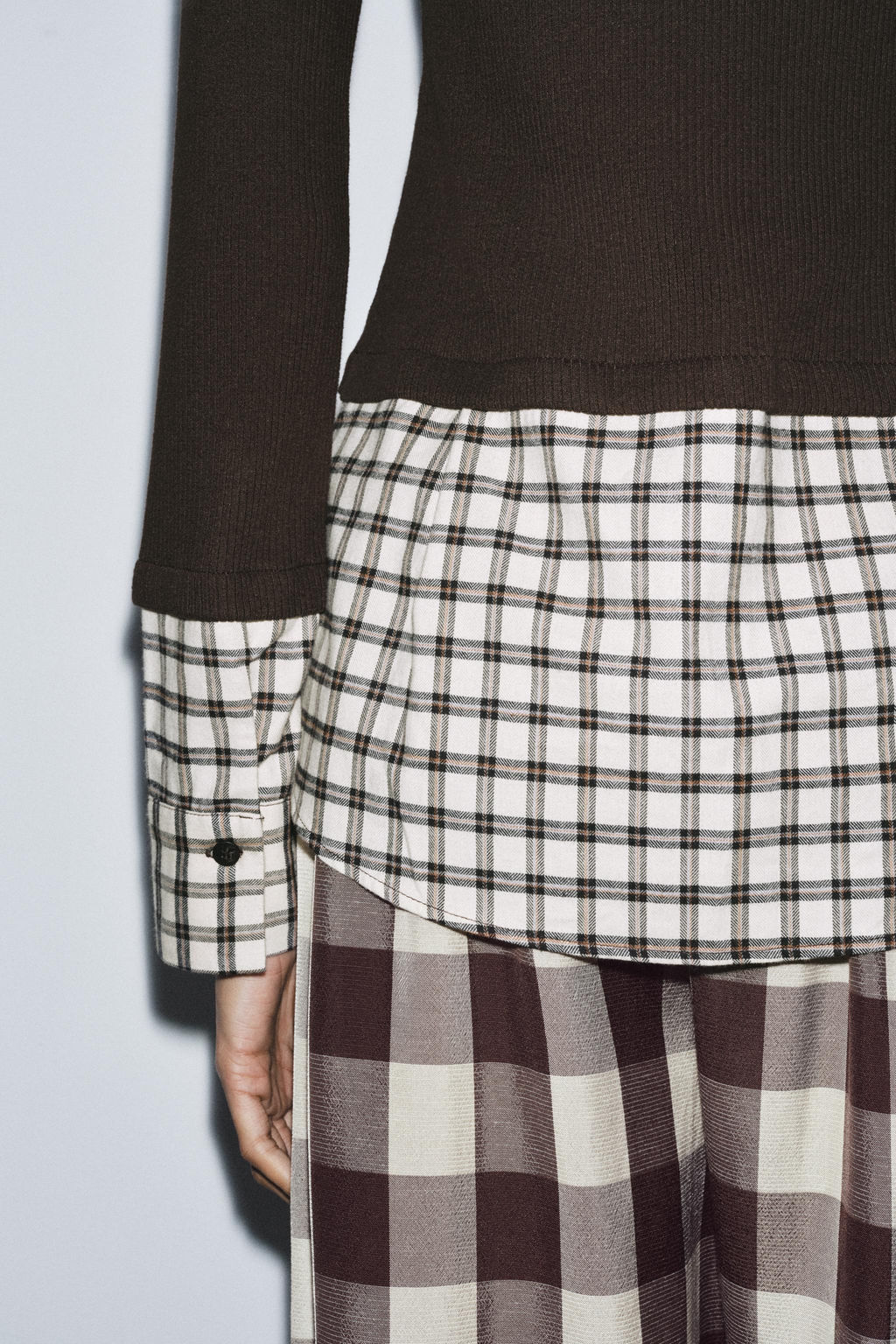 CONTRAST CHECK T-SHIRT - Zara фото 7