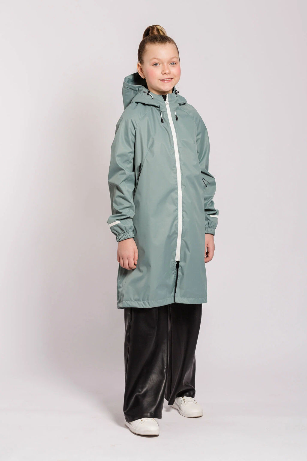 ВЕТРОВКА КОЛЛА.