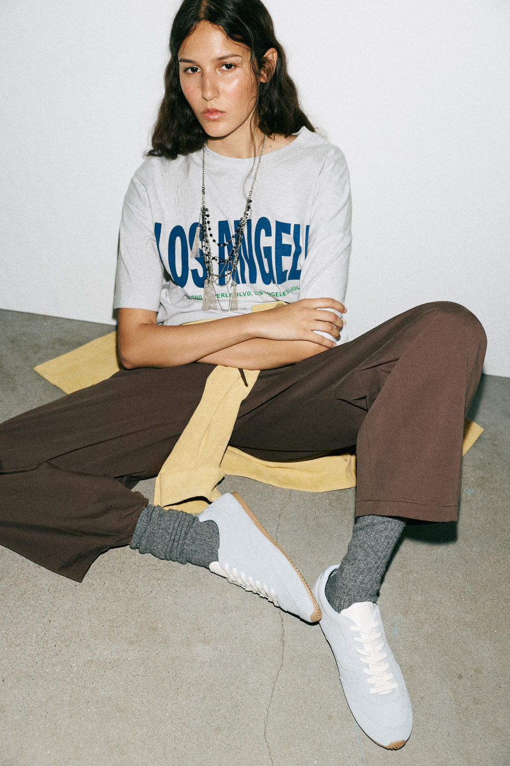 CONTRAST LEATHER TRAINERS