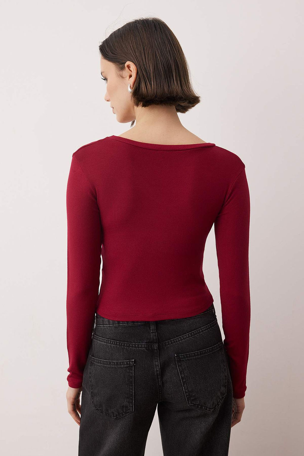 Trendyolmilla Siyah-Ekru 2li Paket Fitted/Vucuda Oturan Orme Bluz TWOAW25BZ00306 фото 9