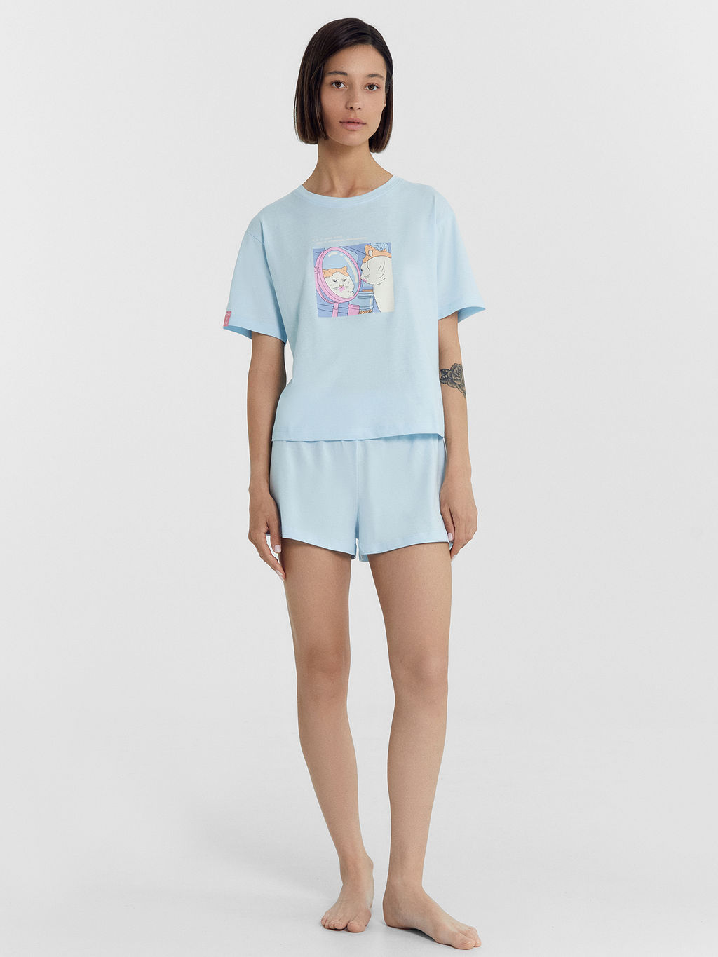 Комплект женский (футболка, шорты) голубой с печатью голубое небо +печать 592536 - Mark formelle фото 3