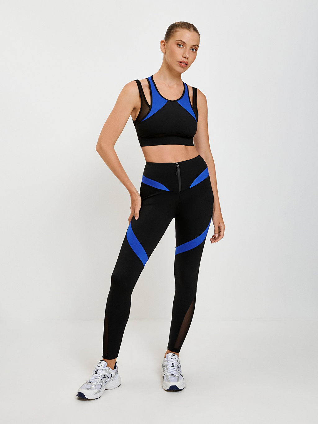 Infinity Lingerie / 31200140020 Топ спортивный жен. Ahiga синий  фото 2