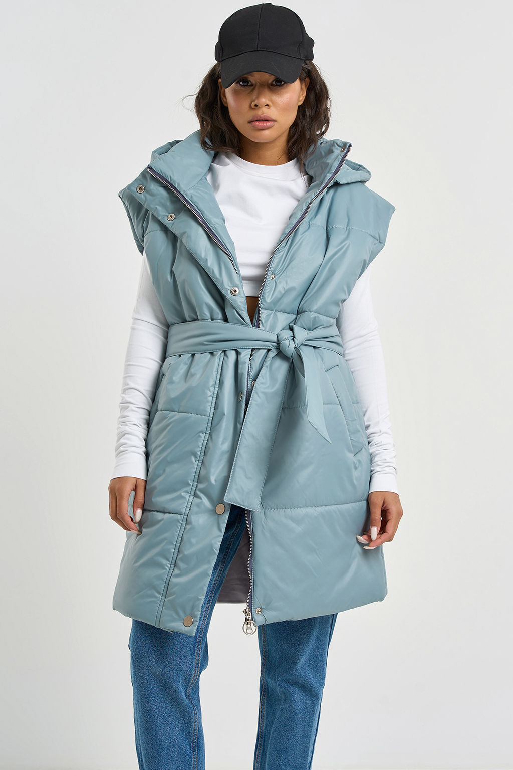 Жилет утепленный со съемным капюшоном темно-серый - Fly фото 14