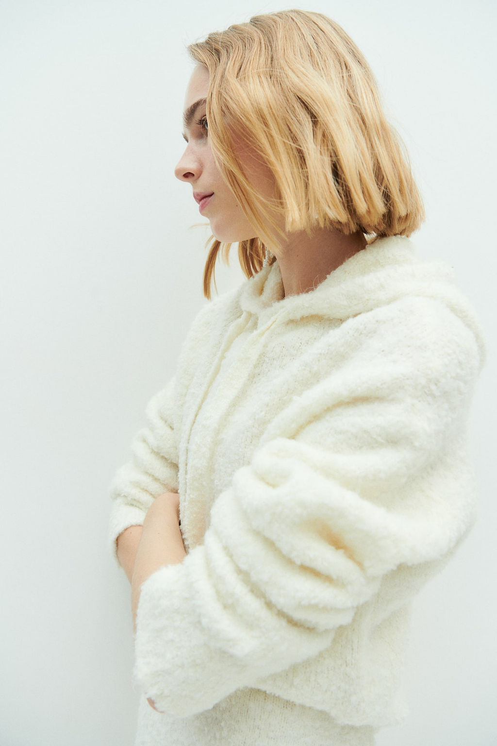 Jersey en punto boucle con capucha - H&m фото 4