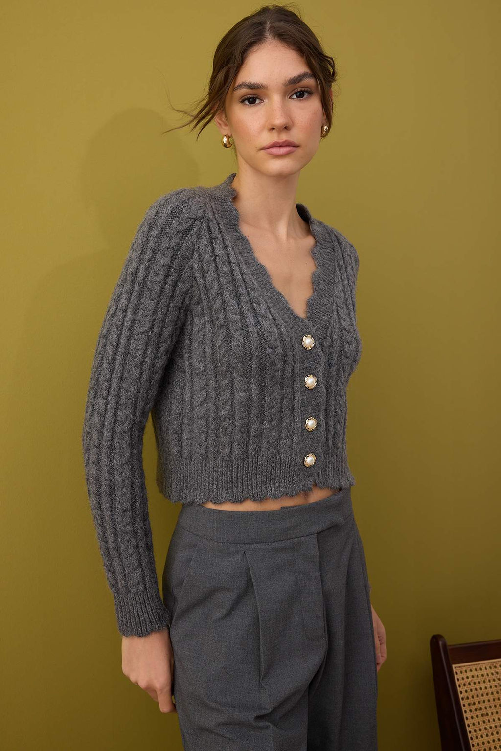 Antrasit Yumusak Dokulu Inci Dugme Detayl? Crop Triko H?rka TWOAW26HI00185