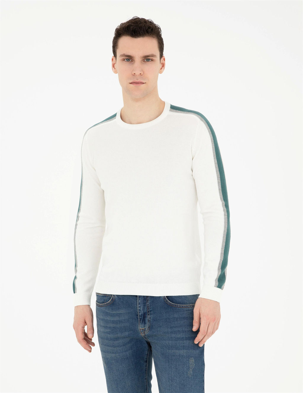 Ekru Slim Fit Bisiklet Yaka Triko Kazak