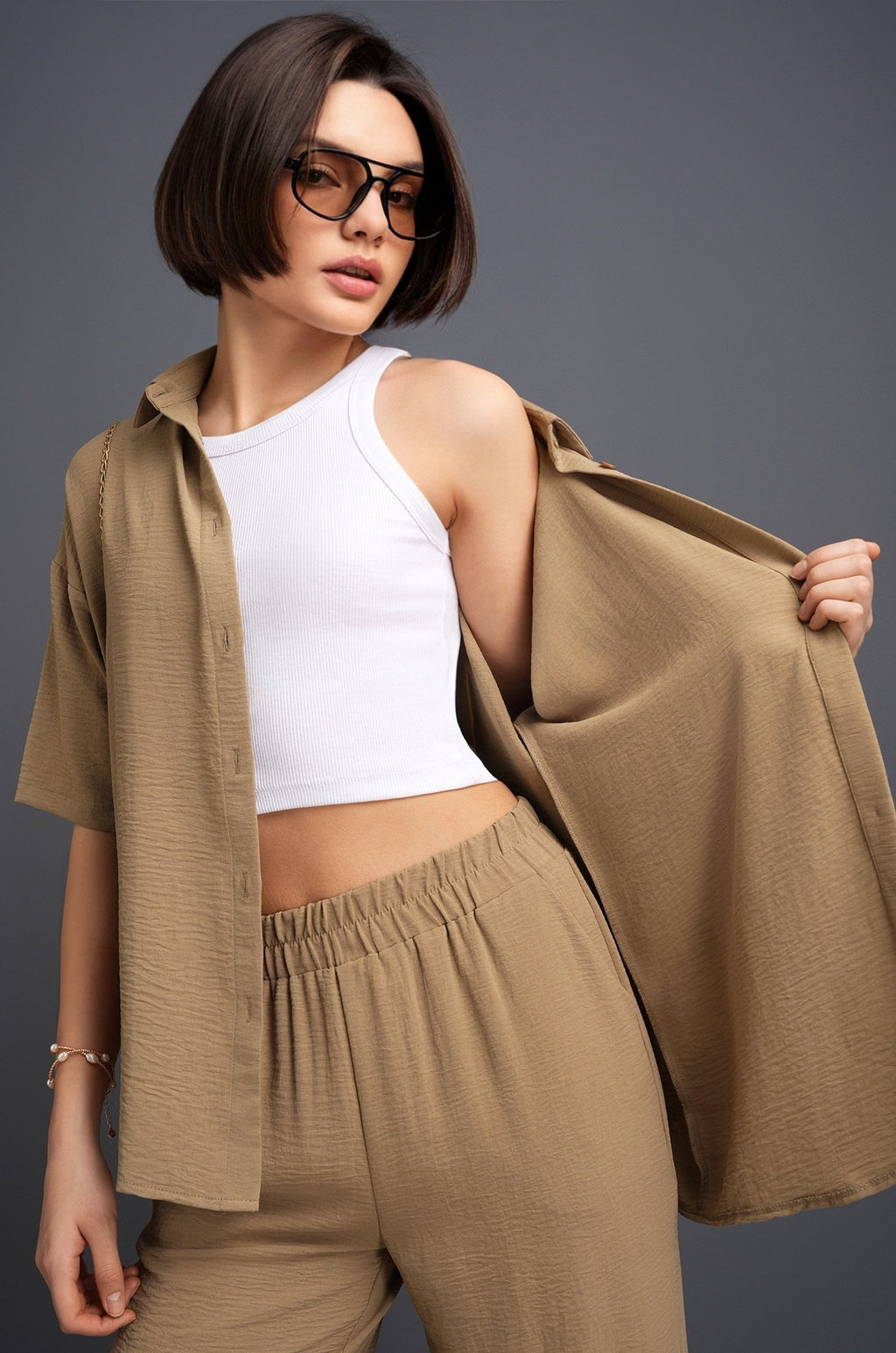 Женский летний костюм оверсайз из ткани-жатка Happyfox