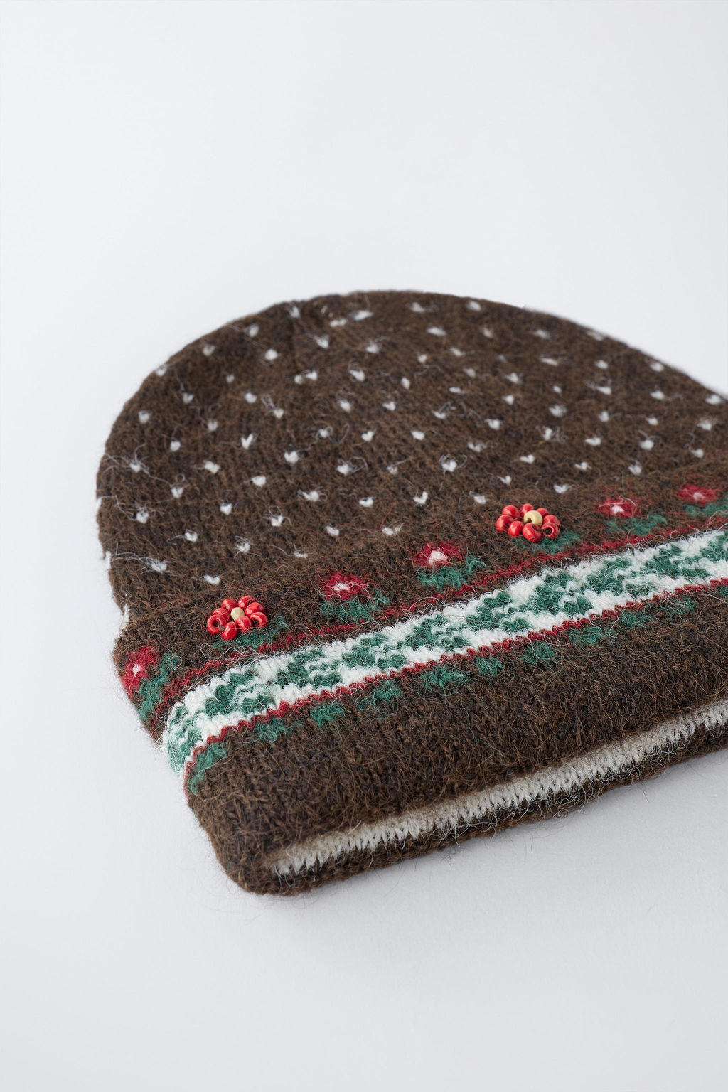 JACQUARD KNIT BEANIE WITH FLOWERS AND BEADS - Zara фото 3