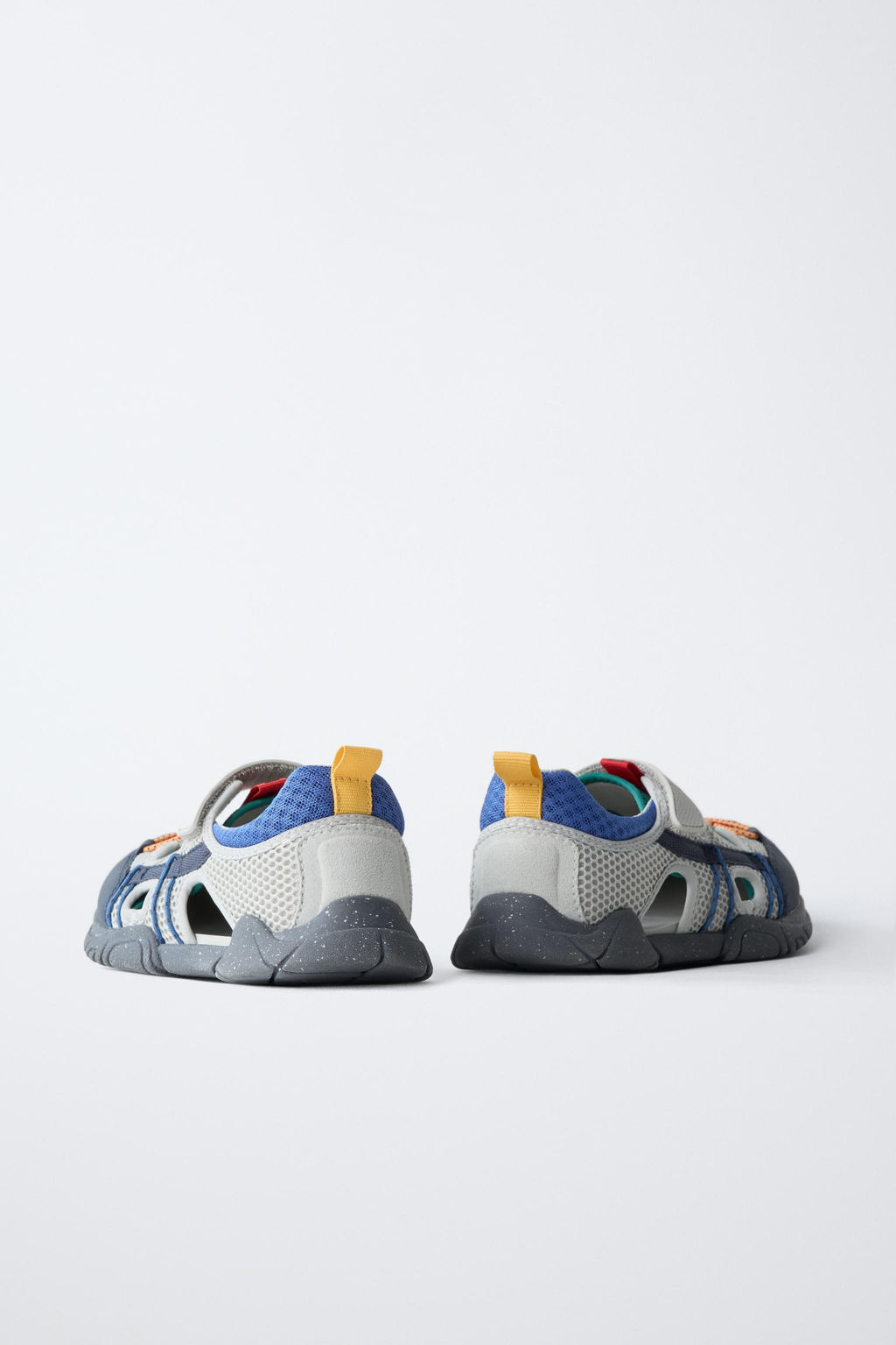DEPORTIVO BAREFOOT ABERTURAS / Multicolor - Zara фото 6