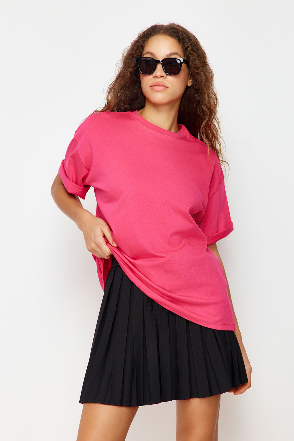 Fusya%100 Kal?n Pamuklu Premium Oversize/Genis Kal?p Bisiklet Yaka Orme T-Shirt TWOSS23TS00040