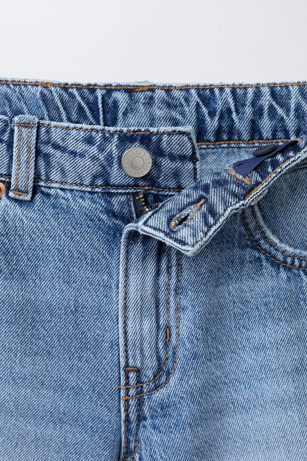 BERMUDA DENIM STRAIGHT / Azul - Zara фото 4