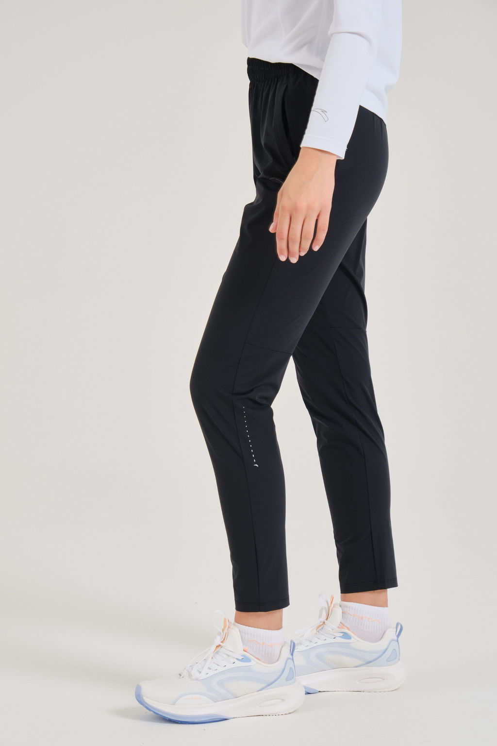 Брюки текстильные удлиненные Черный - Anta фото 6