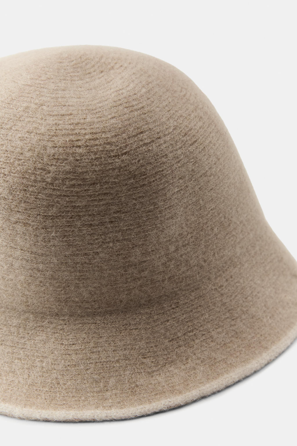 GORRO MEZCLA LANA CONTRASTE / Crudo