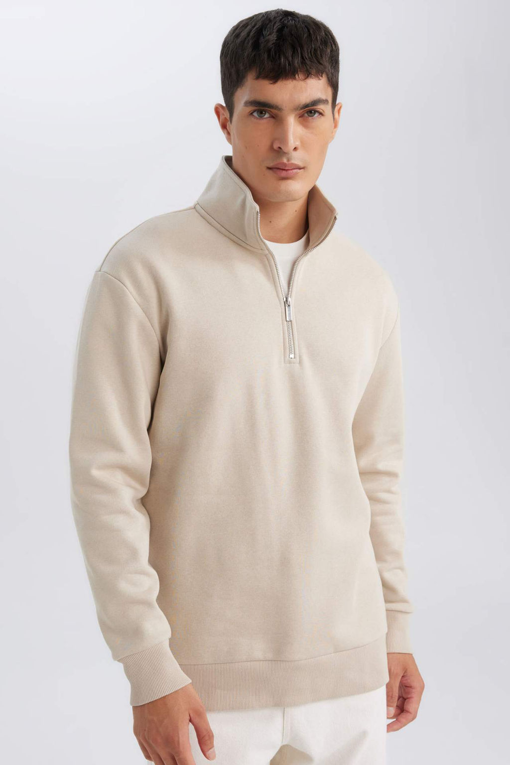 Siyah 3 Iplik Pamuklu Sardonlu Ici Polarl? Comfort Regular Fit Rahat Kal?p Dik Yaka Fermuarl? Kal?n Sweatshirt - Defacto фото 3