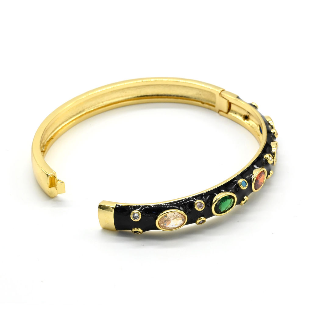 Браслет круглый с эмалью и цирконами цв.черный, 16,5см