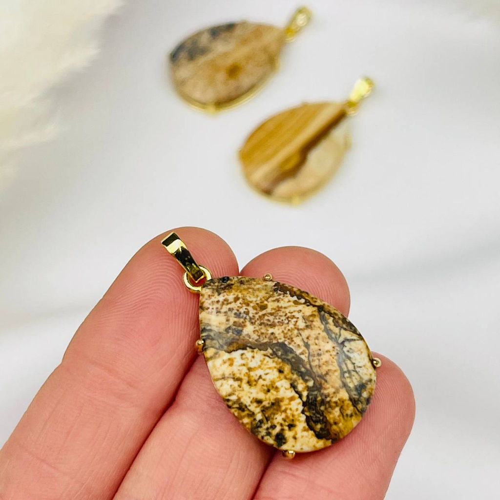 Кулон из песочной Яшмы