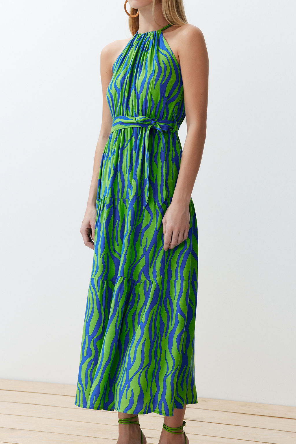 TRENDYOLMILLA Siyah Animal Shift Shally Maxi Dokuma Elbise TWOSS24EL00872 фото 11