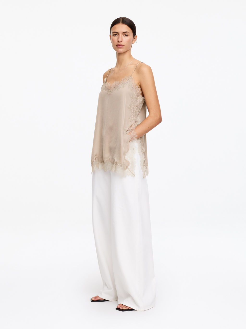 Top de tirantes con detalle de encaje - H&m фото 6
