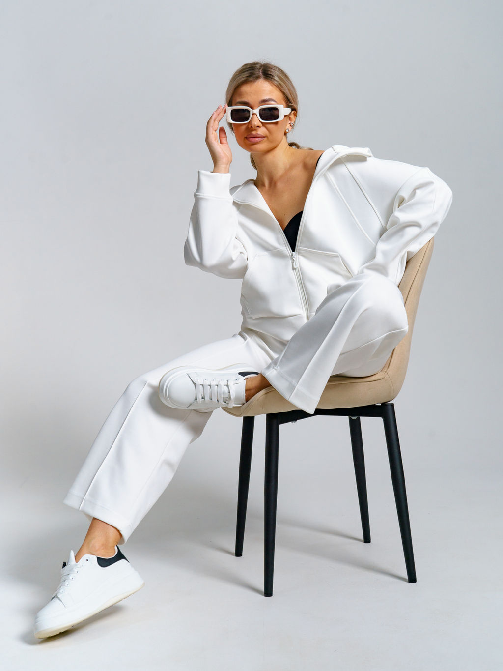 979 Костюм "Молочный"