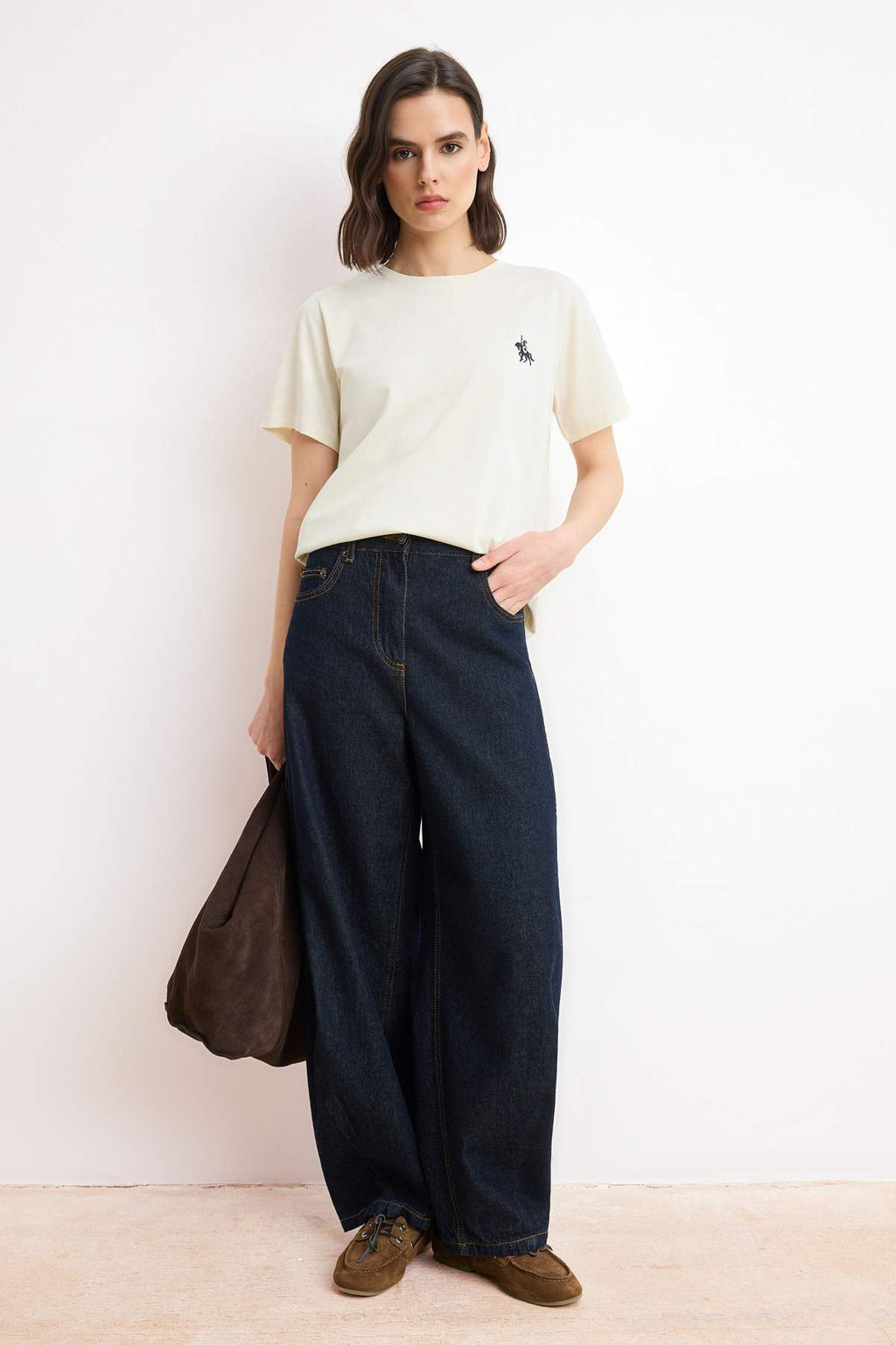 Ekru Oversize/Genis Kal?p Nak?sl? K?sa Kollu %100 Pamuk Orme T-Shirt TWOSS26TS00218 - Trendyolmilla фото 2