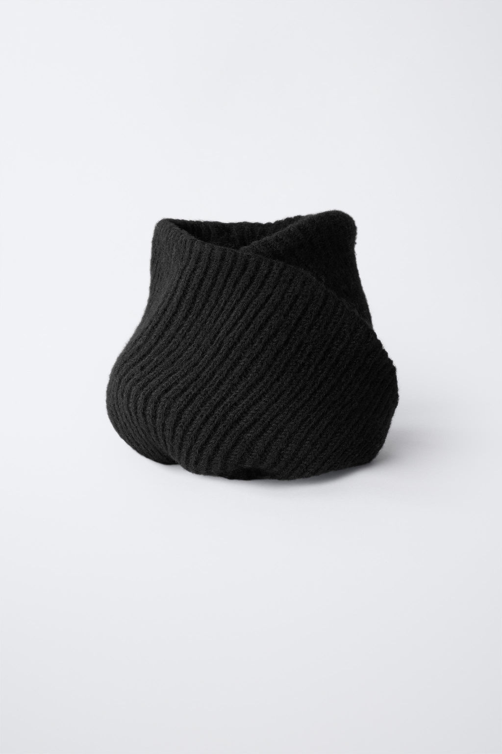 CUELLO B?SICO PUNTO / Negro - Zara фото 3