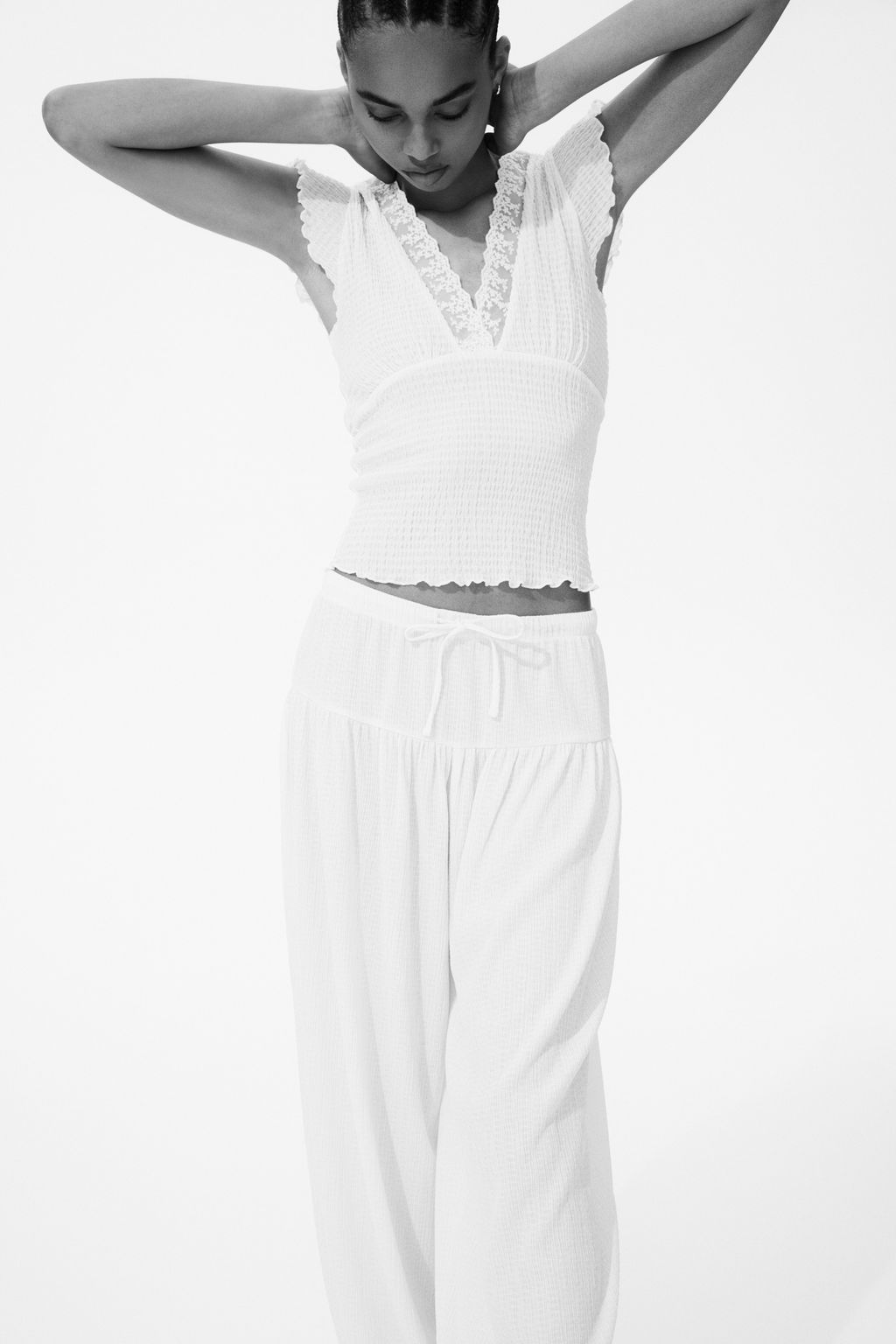 Top nido de abeja con ribete de encaje - H&m фото 7