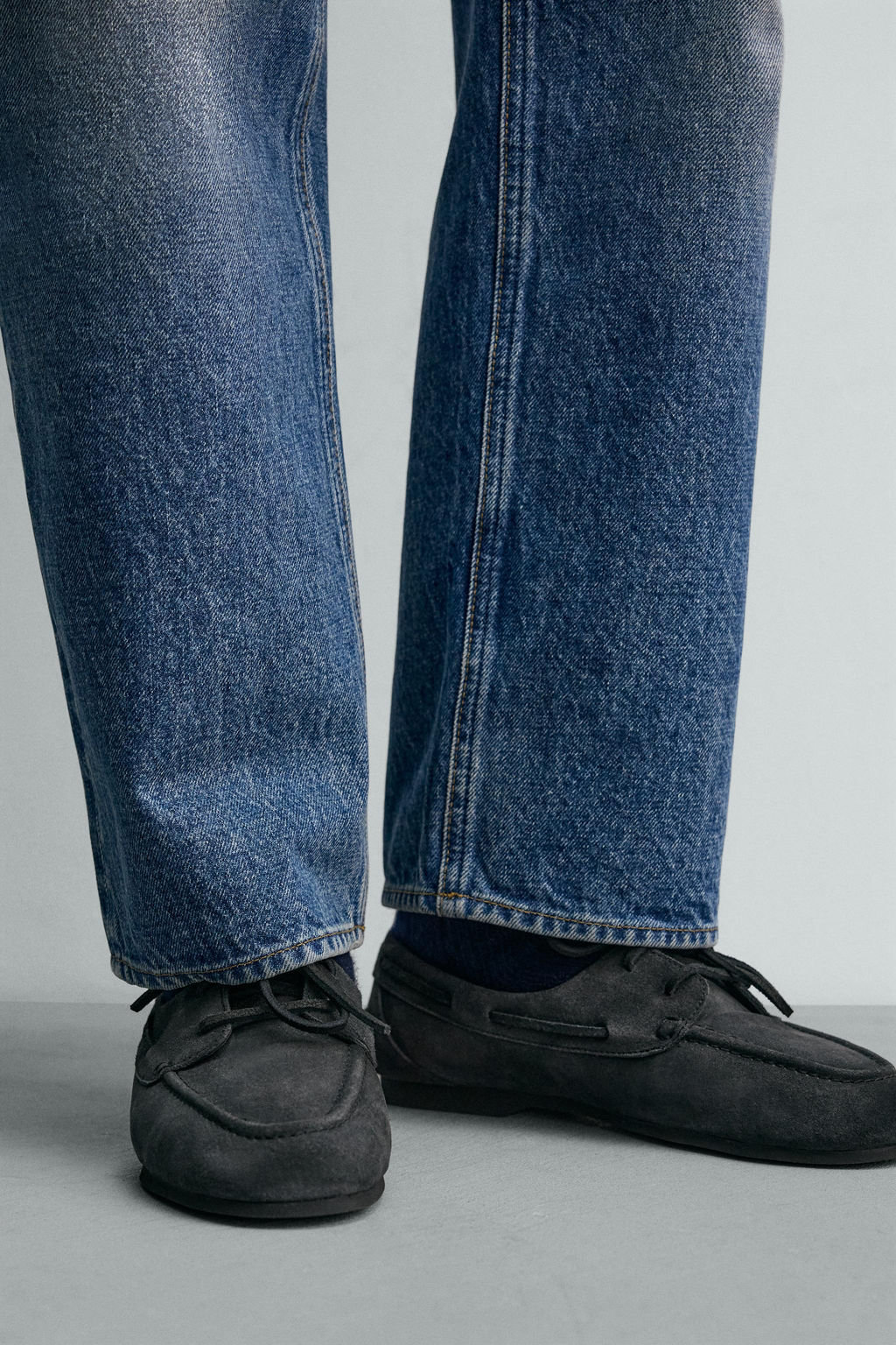 LEATHER DECK SHOES WITH VIBRAM® SOLE AARON LEVINE X ZARA