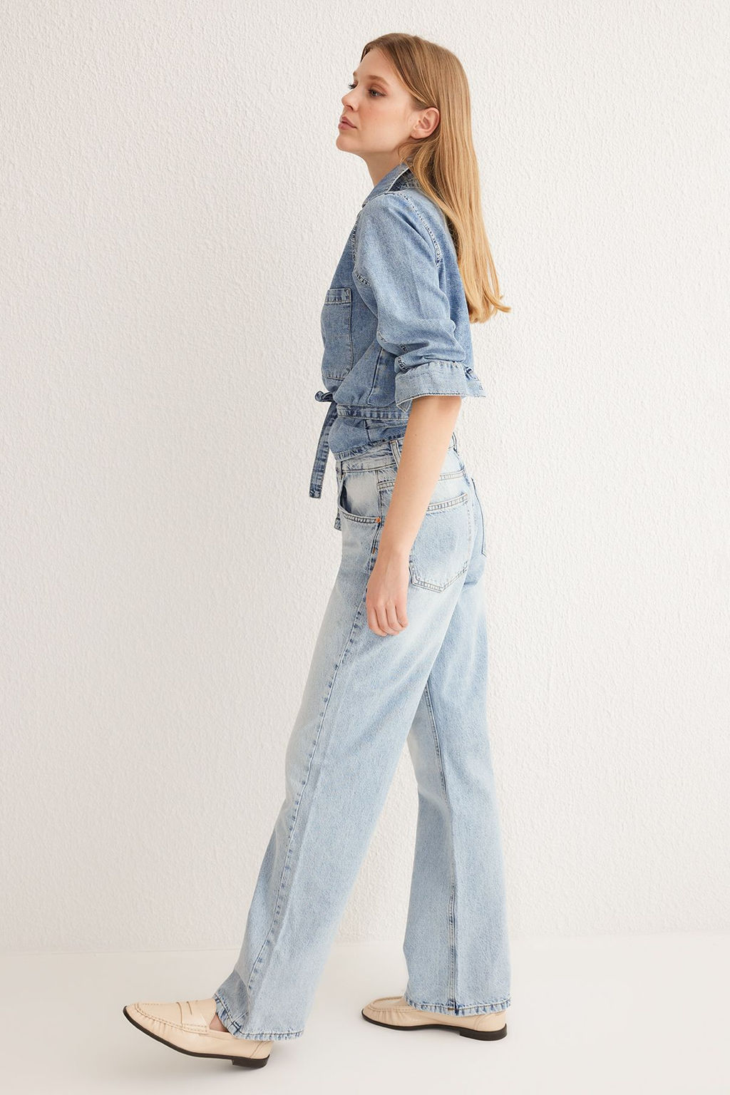 Ac?k Mavi Yuksek Bel Wide Leg Jeans TWOSS25JE00068 - Trendyolmilla фото 2