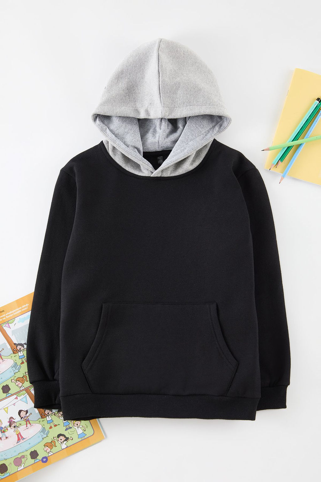 Siyah Kapusonlu Erkek Cocuk S?rt Bask?l? Orme Sweatshirt TKDAW25SW00125 - Trendyolmilla фото 2