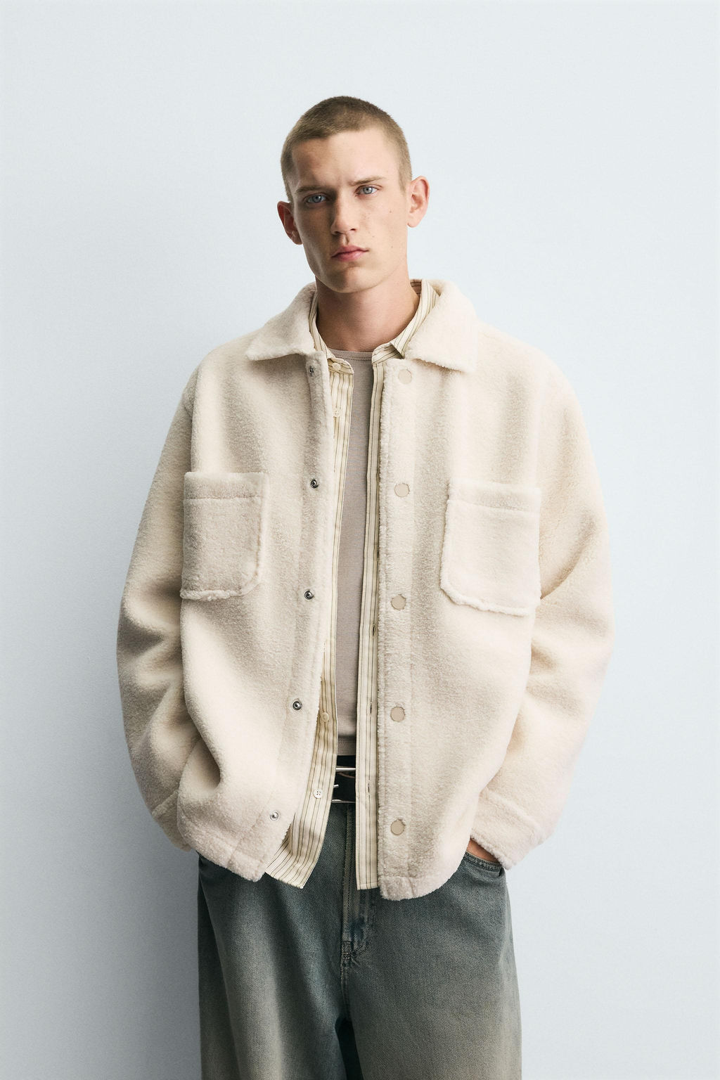 FAUX SHEARLING EFFECT OVERSHIRT WITH POCKETS - Zara фото 2