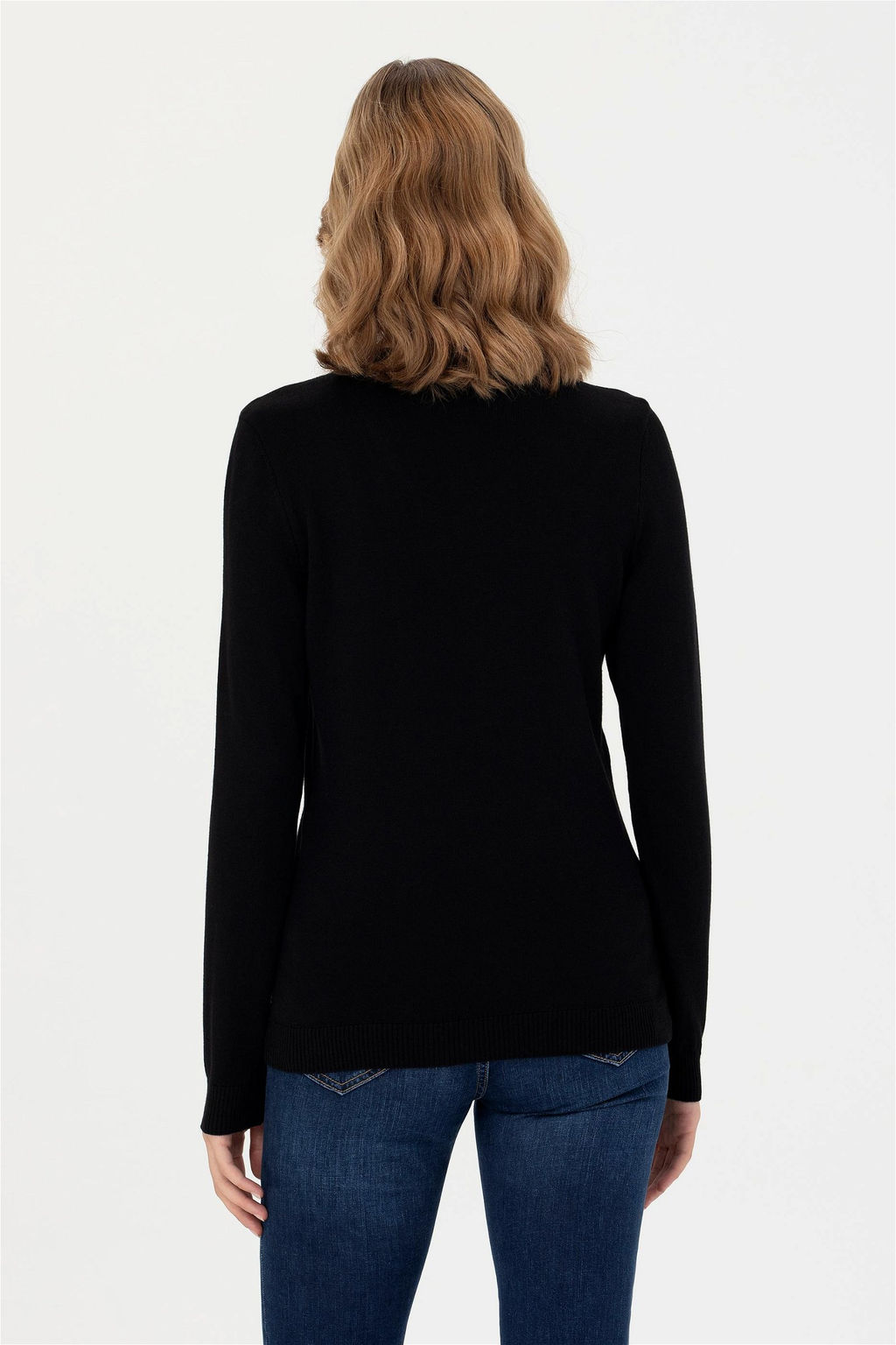 U. S. Polo Assn Женский черный базовый свитер с v-образным вырезом - U.s. polo assn фото 5