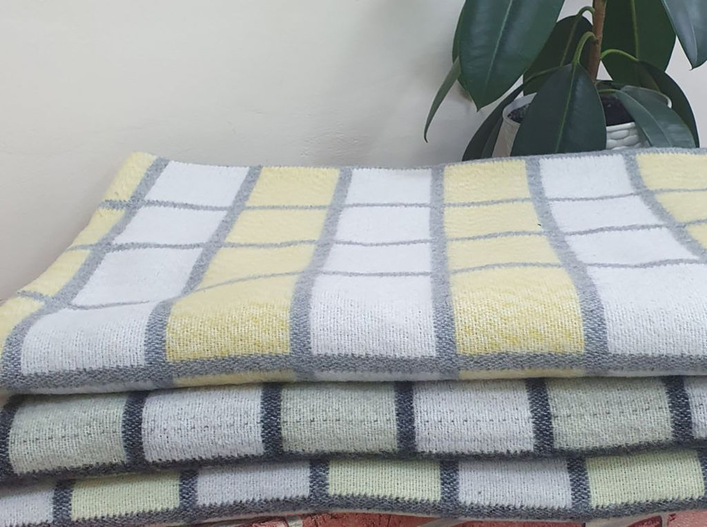 Одеяло п/шерсть 50% ОПШ-1 100*140 клетка желтый