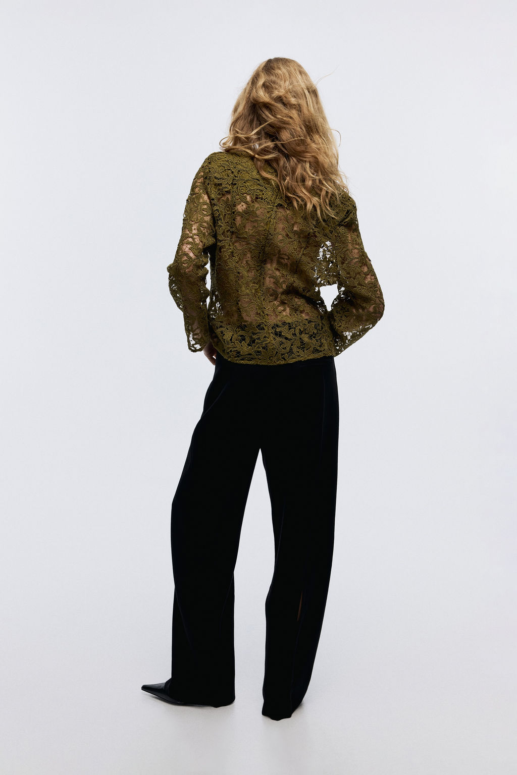 Blusa de encaje con escote en V - H&m фото 3