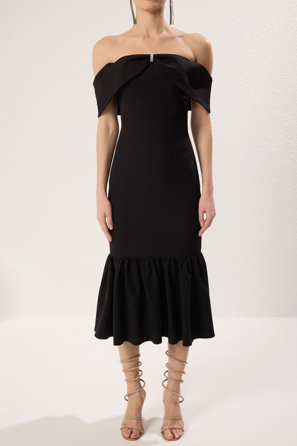 Siyah A-Kesim Carmen Yaka Fiyonklu Dokuma Midi S?k Abiye Gece Mezuiyet Elbisesi TPRSS25EL00213 - Trendyolmilla фото 3