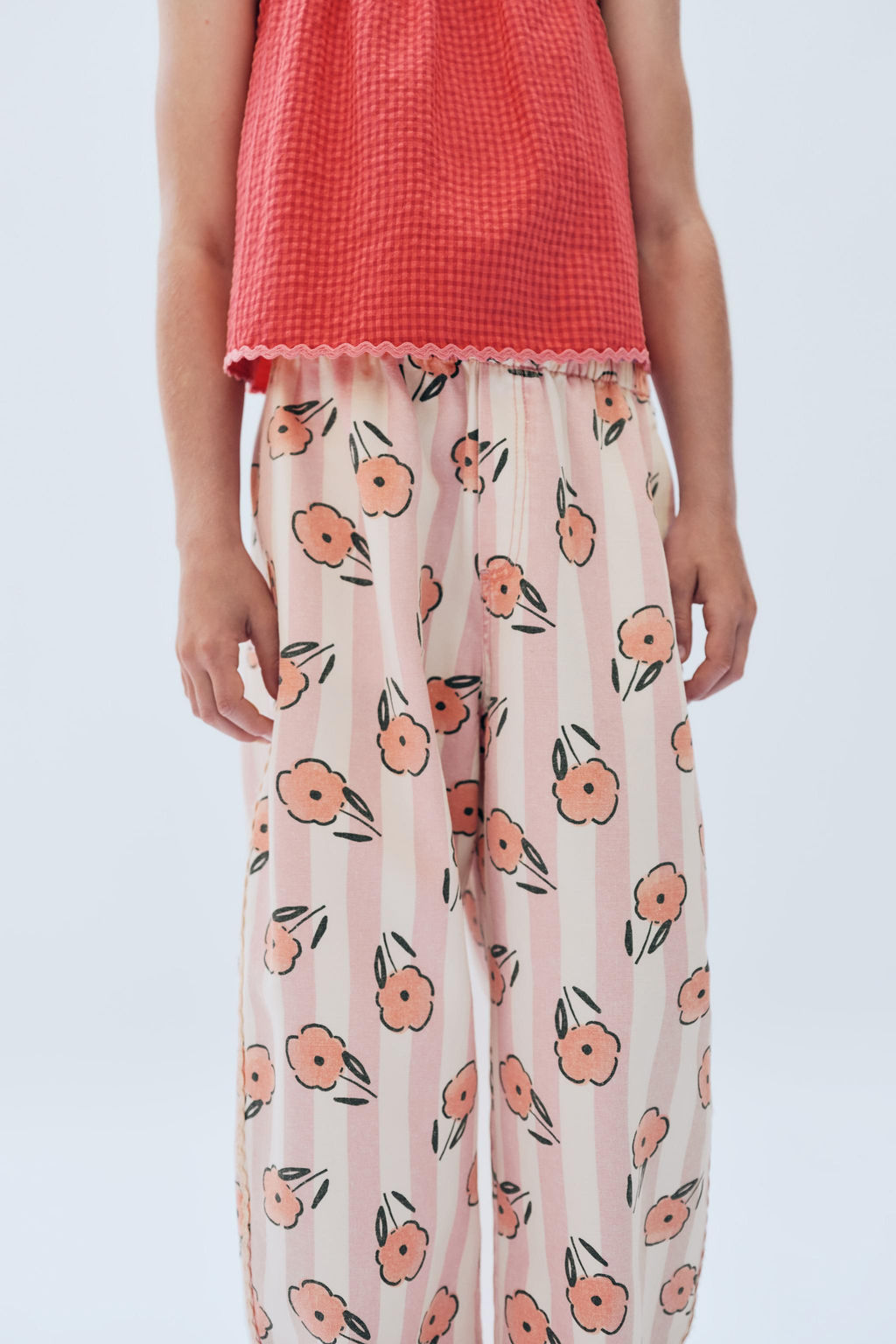 2-14 A?OS/ PANTAL?N BALLOON FLORES LIMITED EDITION / Estampado - Zara фото 2