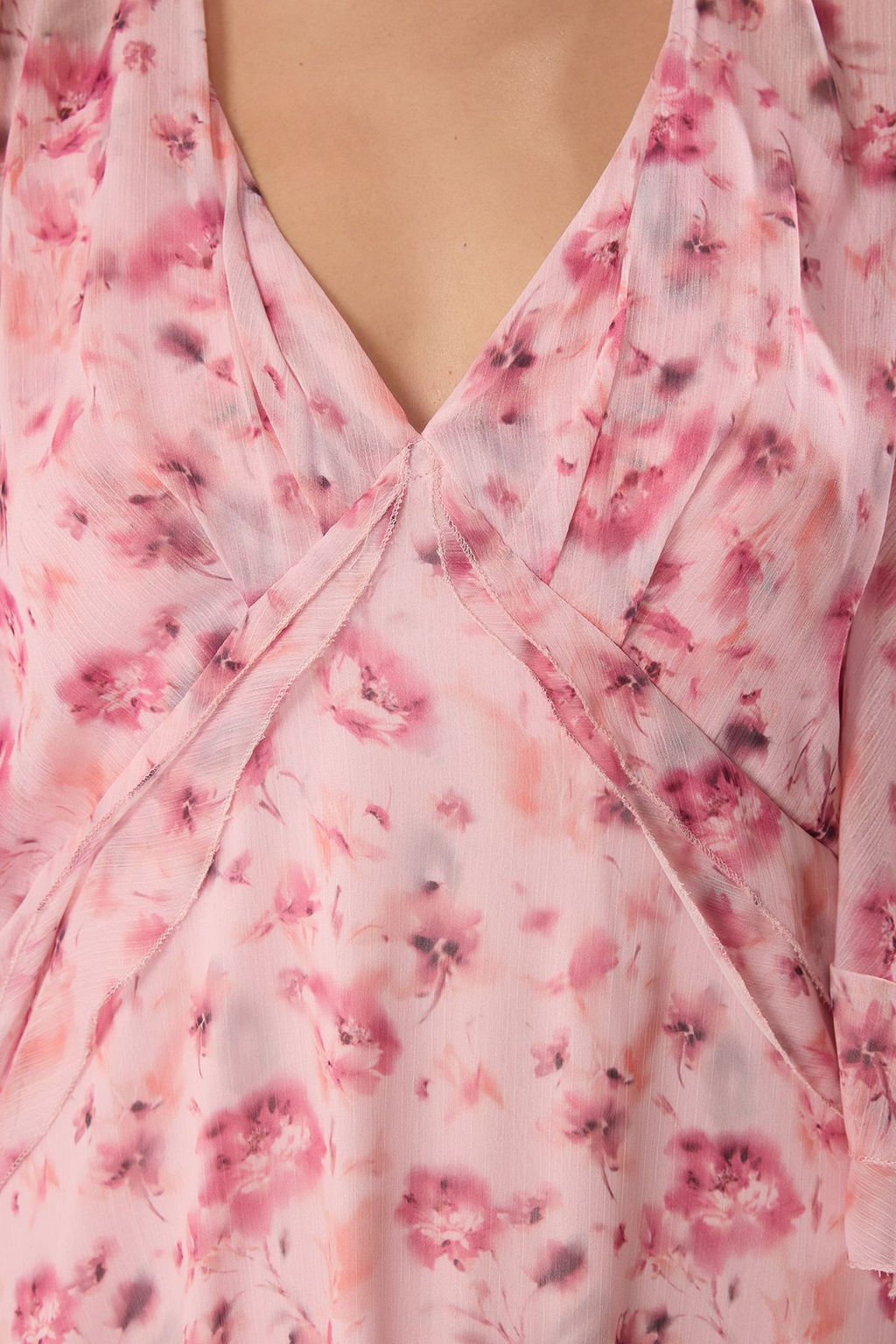 TRENDYOLMILLA Cok Renkli A-Kesim F?rf?rl? Astarl? Sifon Dokuma K?sa S?k Elbise TPRSS25EL00220  фото 3