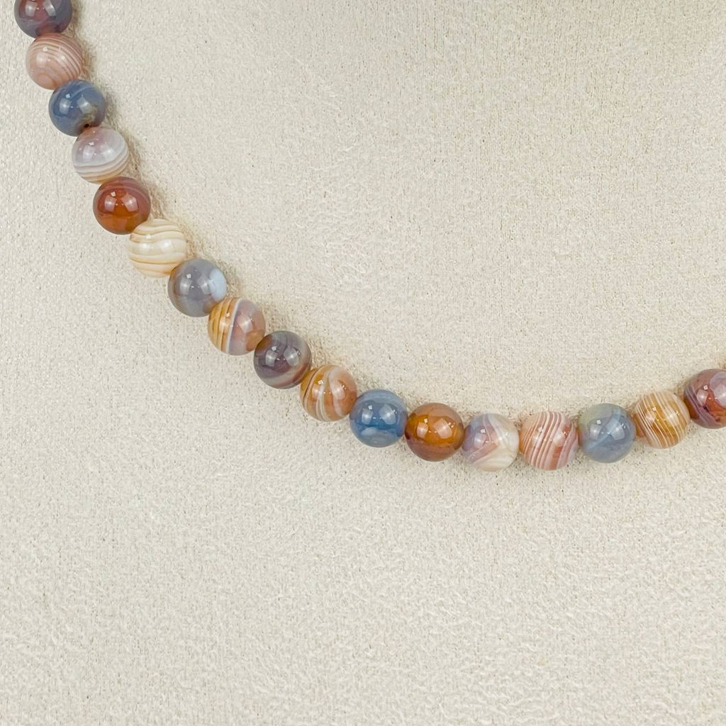 Колье из ботсванского Агата - Радуга самоцветов фото 2