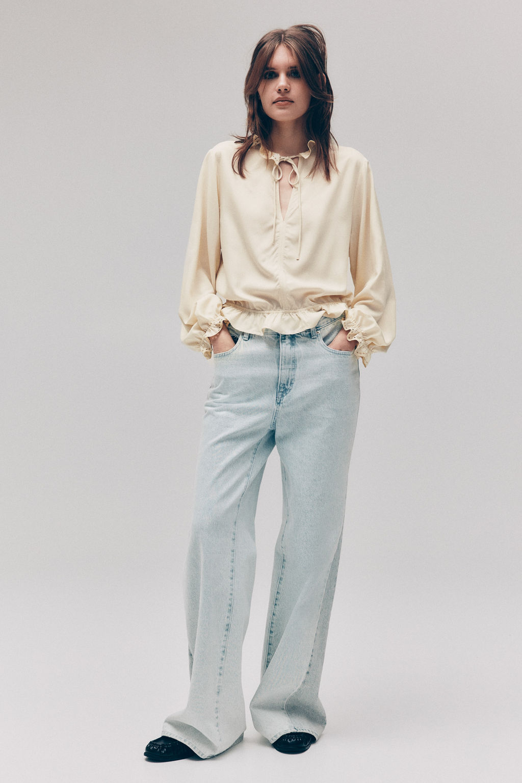 Blusa con ribetes de volante - H&m фото 4