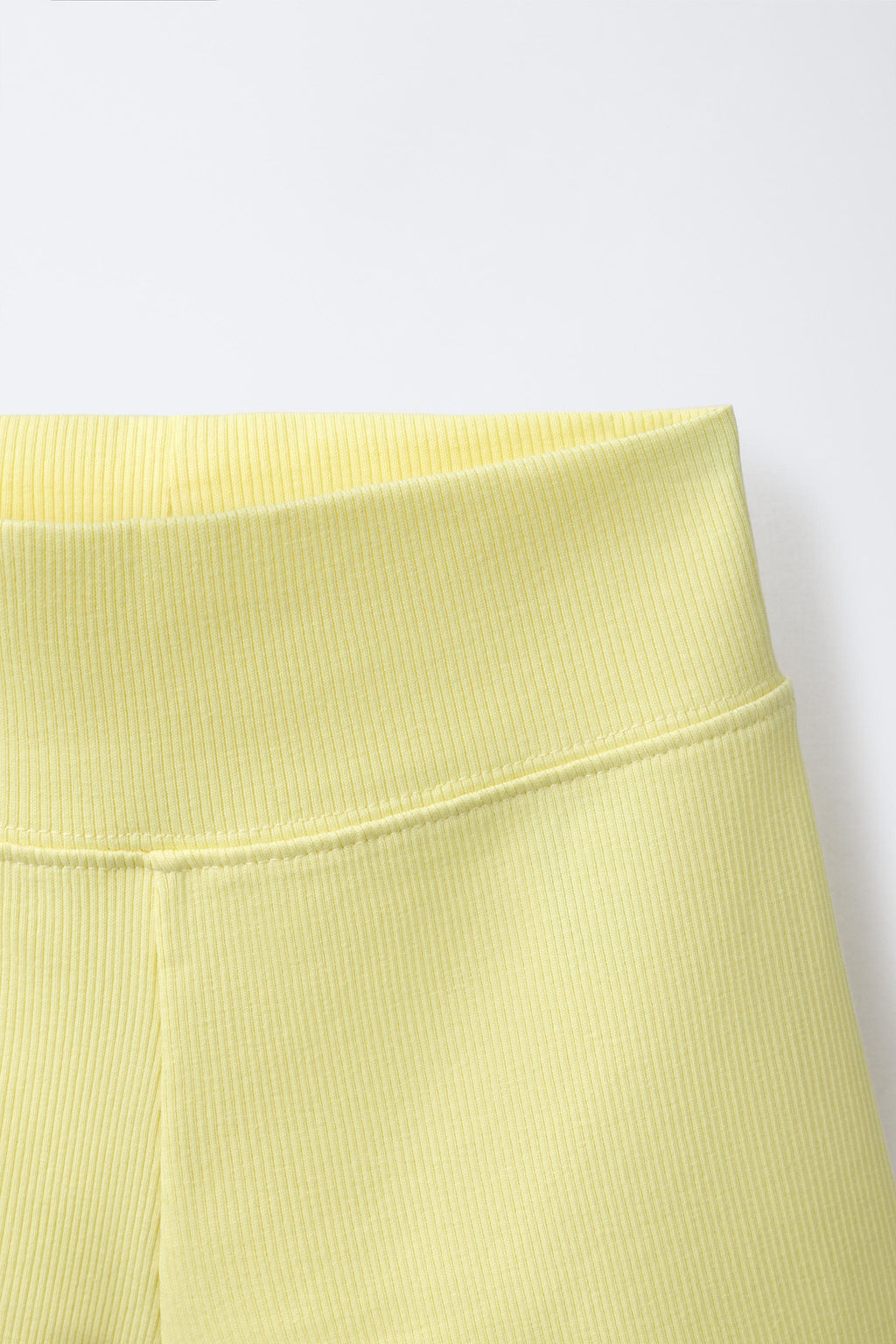 LEGGING CORTO RIB / Amarillo - Zara фото 3