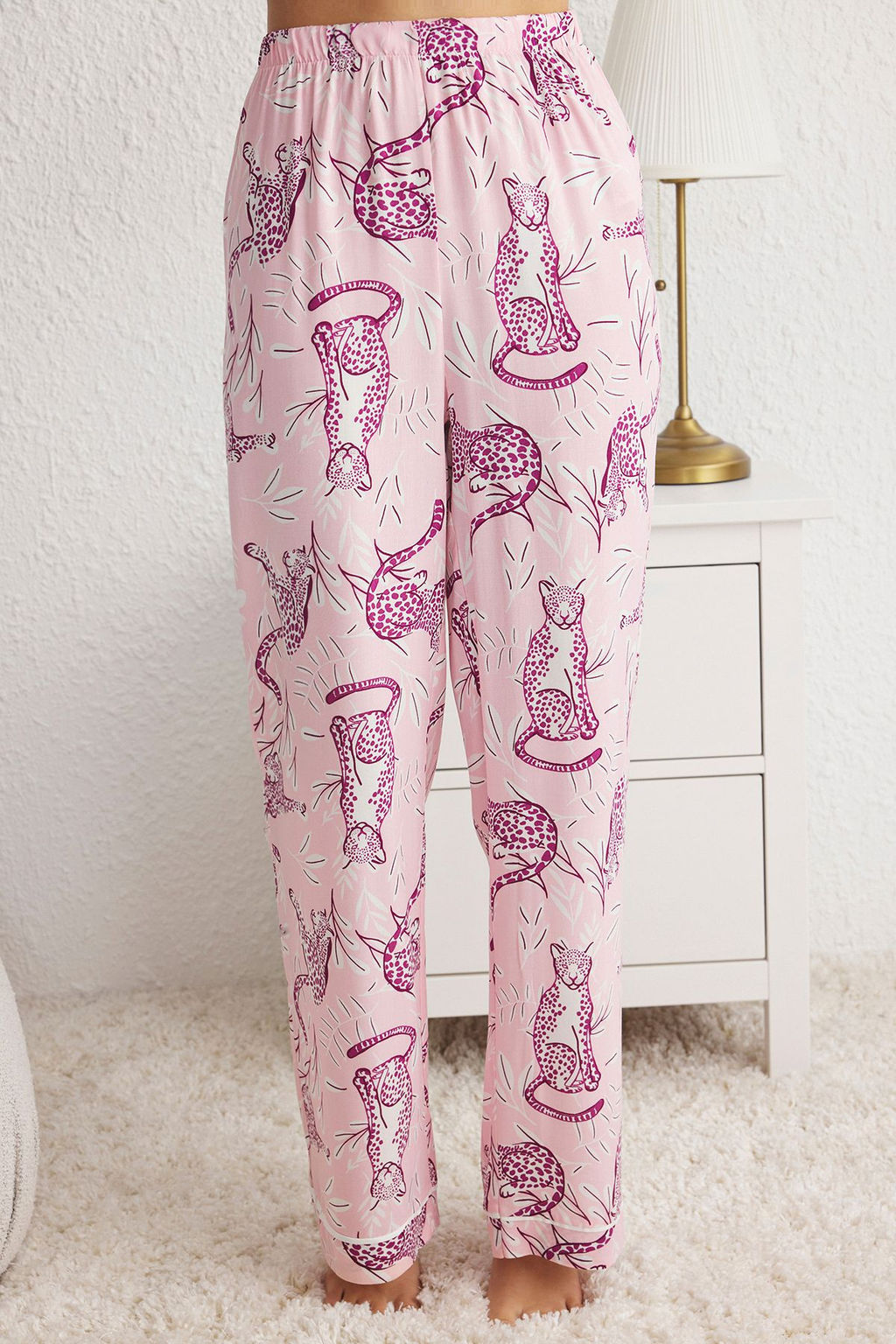 Trendyolmilla Pembe Hayvan Desenli Biyeli Viskon Dokuma Pijama Tak?m? THMSS25PT00022  фото 9
