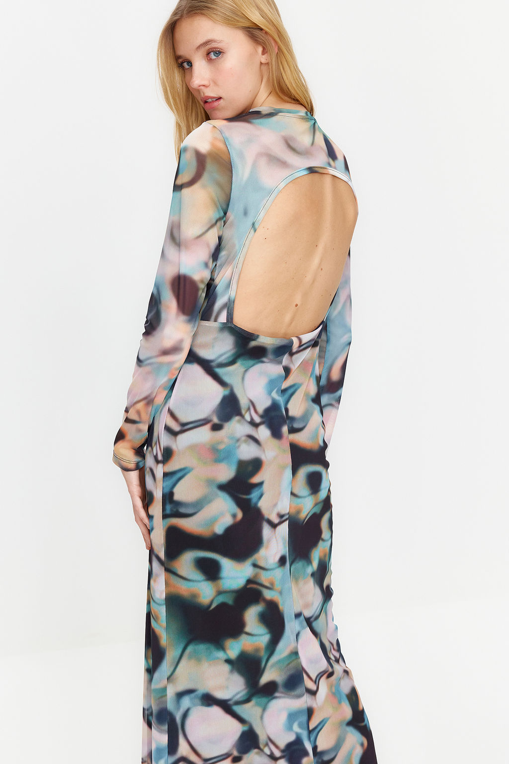 Mavi S?rt Dekolteli Uzun Kol Bask?l? Tul Esnek Orme Kalem Elbise TWOSS24EL00115 - Trendyolmilla фото 3