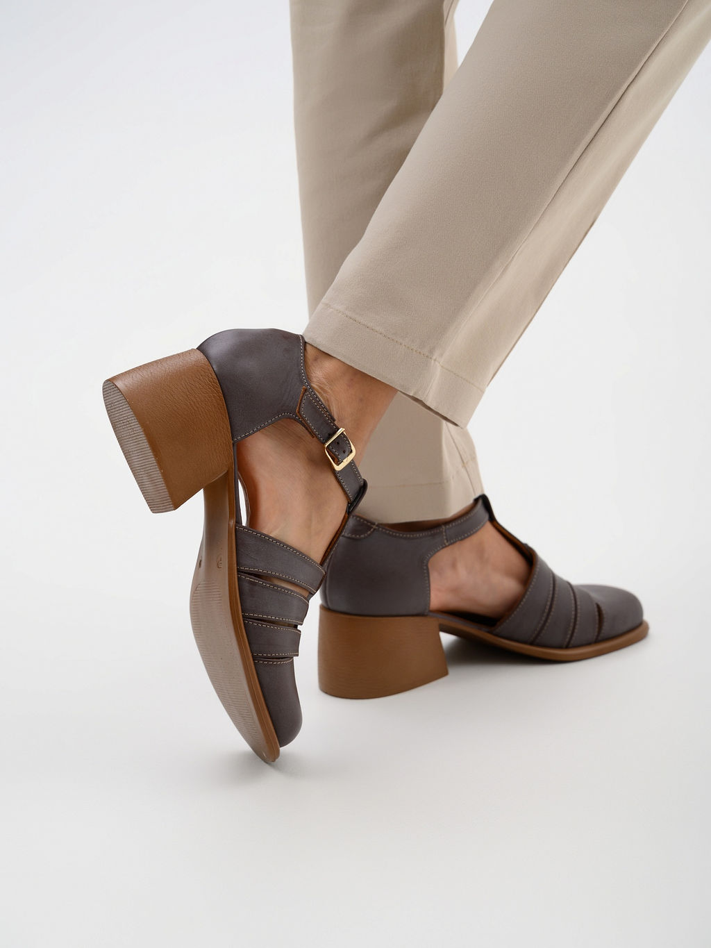 Босоножки 5036.23663bе.Вакса коричневый