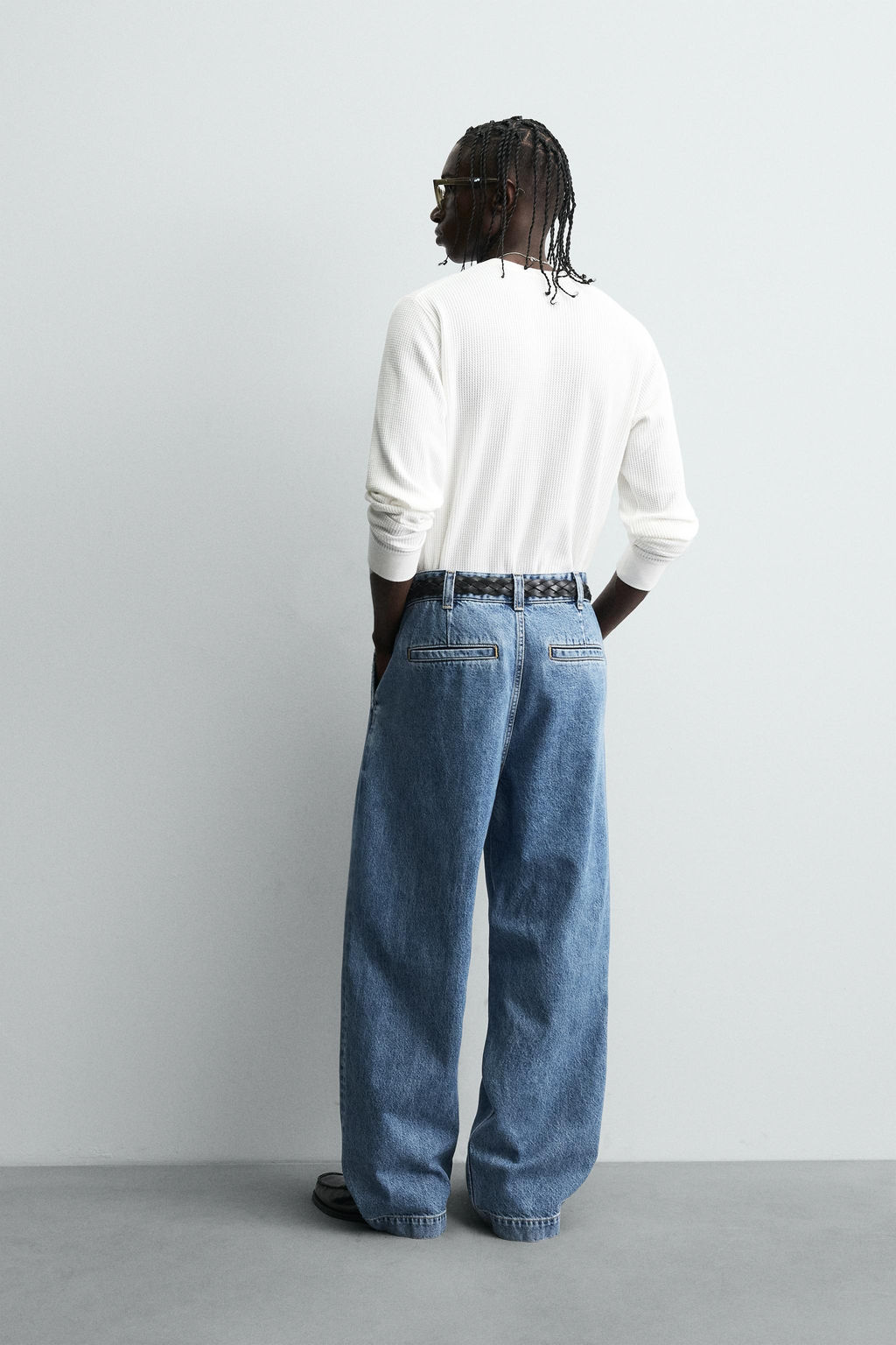 WIDE-FIT PLEATED JEANS - Zara фото 3